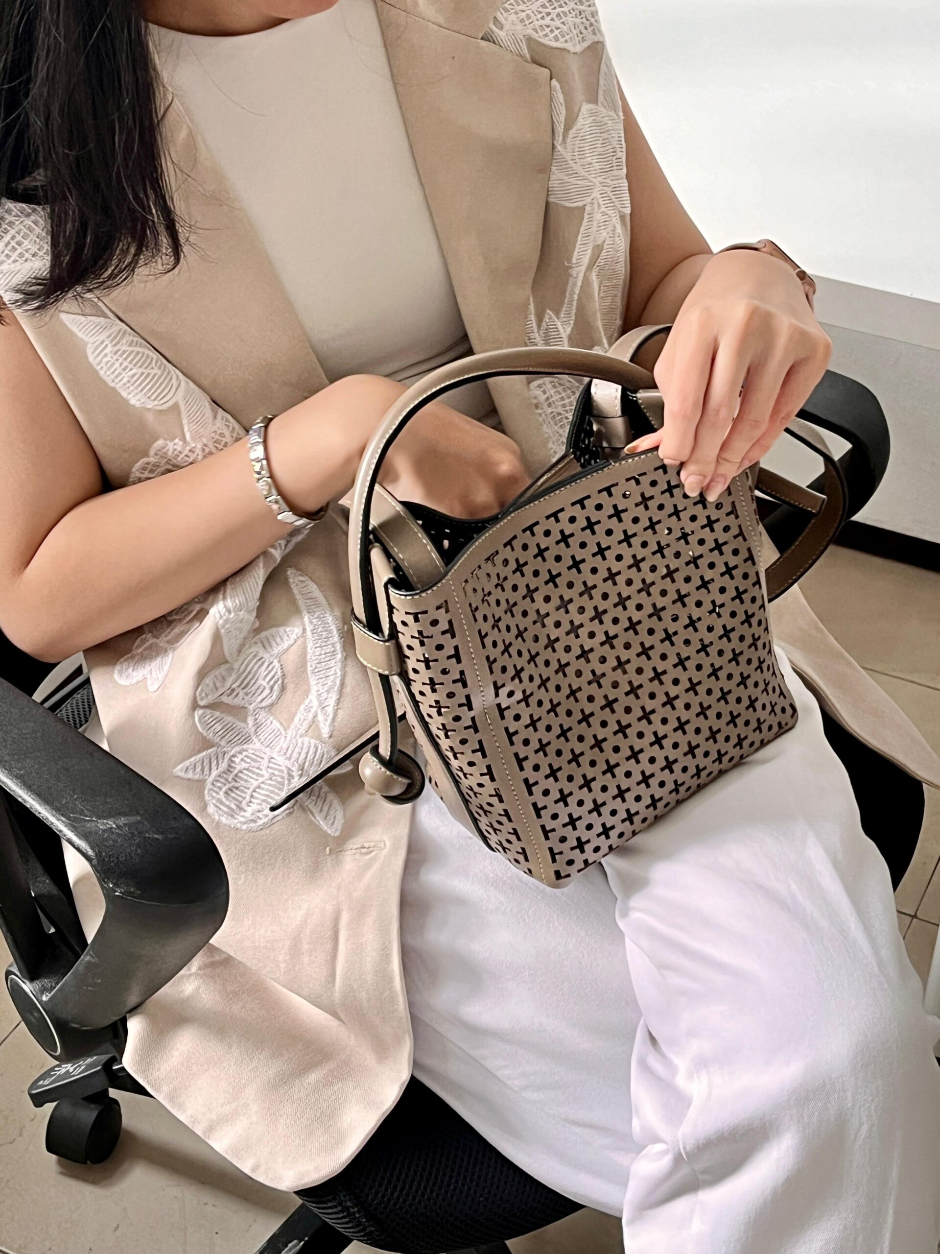 Unveiling My Local Luxury Find: Ella & Glow Ellen Mini Bag